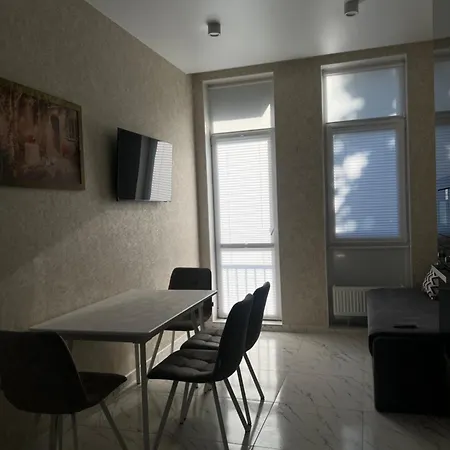 Risha Apartment *