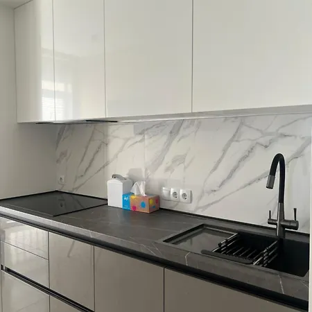 Apartment Risha *